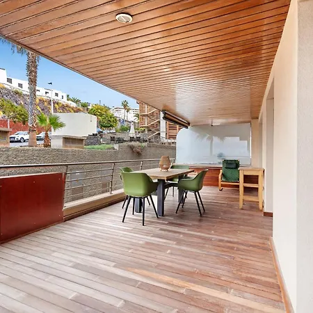 Balcon De Gigantes Puerto de Santiago (Tenerife)